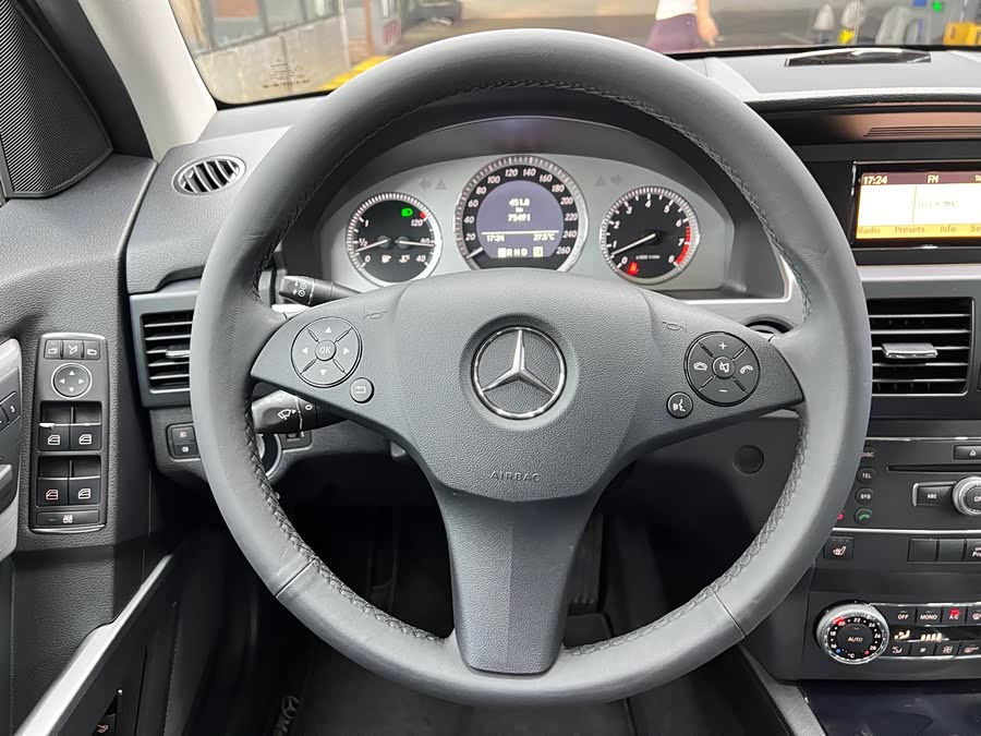 Mercedes-Benz GLK Class (Imported) 2011 #16 Mercedes-Benz GLK Class (Imported) 2011 immagine di auto #16