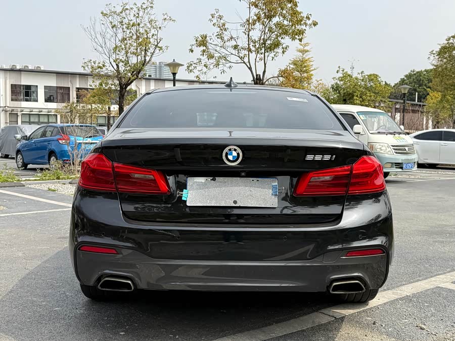 BMW 5 Series (Imported) 2017 car image #16