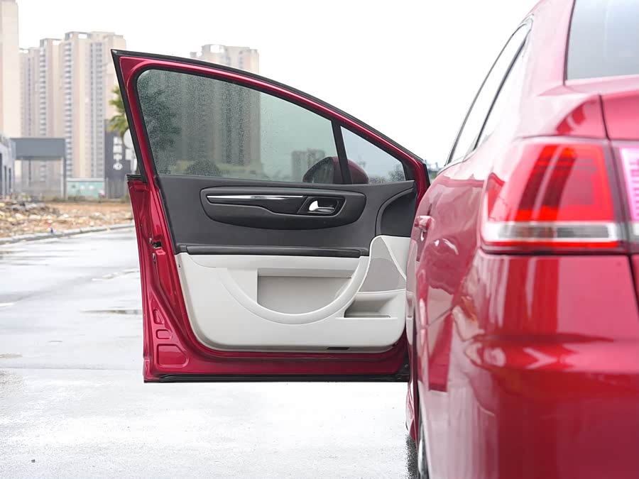 Citroen C-Quatre 2012 car image #16