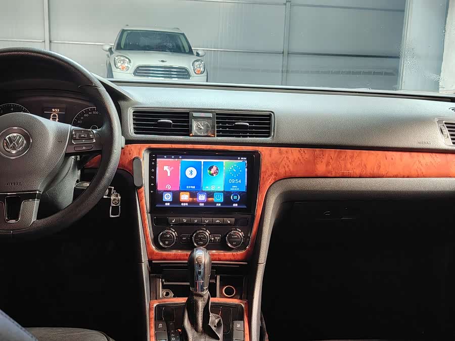 Volkswagen Passat 2015 car image #16