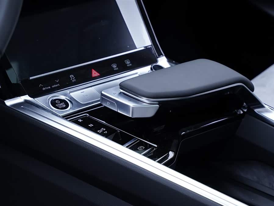 Audi e-tron 2025 #16 Audi e-tron 2025 imagen de coche #16