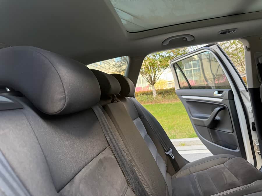 Volkswagen Golf (Imported) 2014 immagine di auto #16