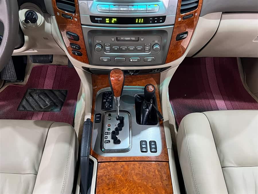 Toyota Land Cruiser 2005 #16 Toyota Land Cruiser 2005 car image #16