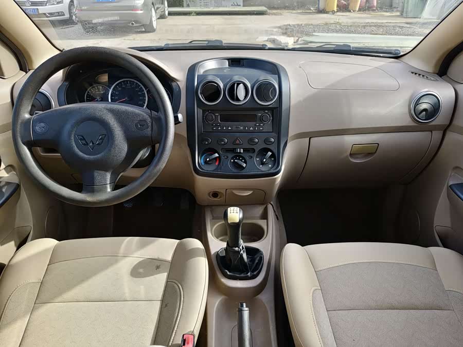 五菱汽车 五菱宏光 2014 汽车图片 #16