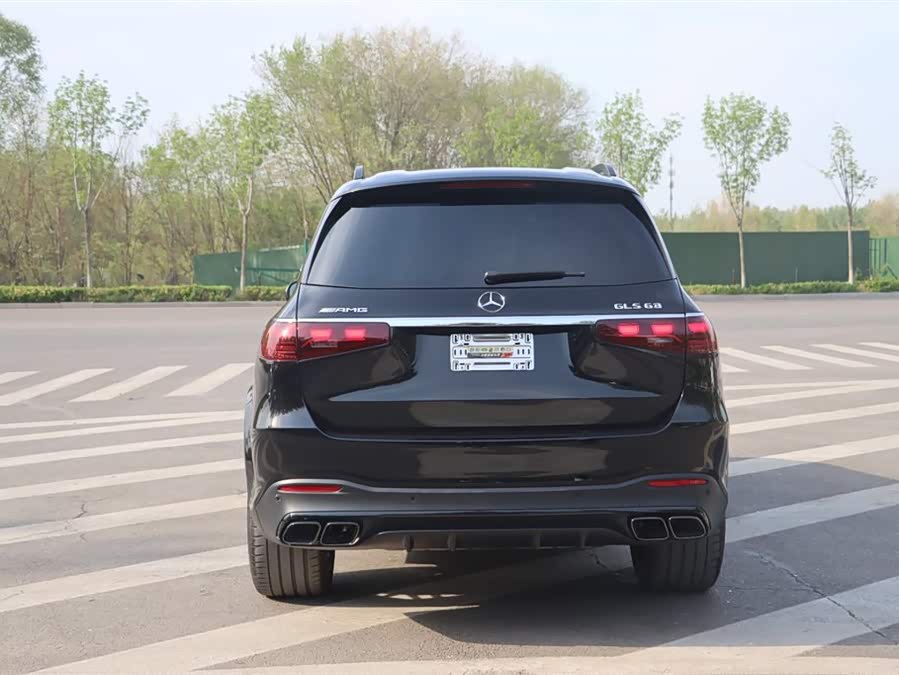 Mercedes-Benz GLS AMG 2024 car image #16