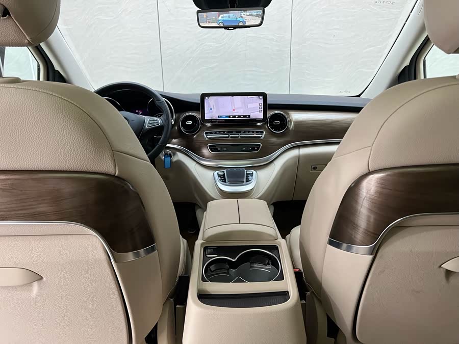 Mercedes-Benz V Class 2022 immagine di auto #16