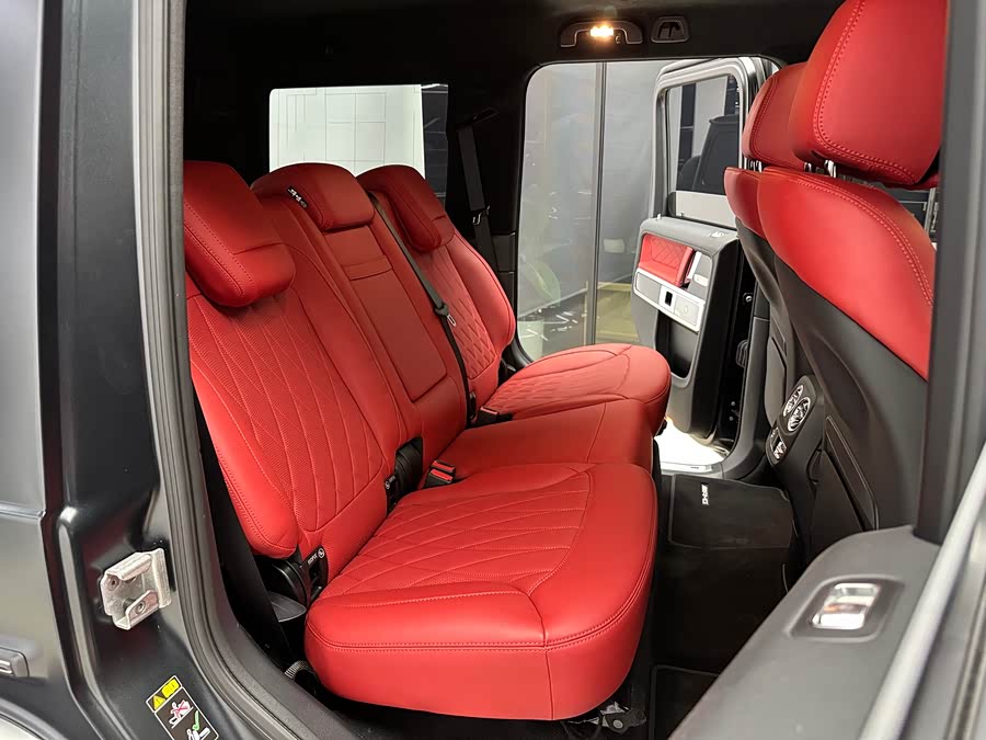 Mercedes-Benz car image #16