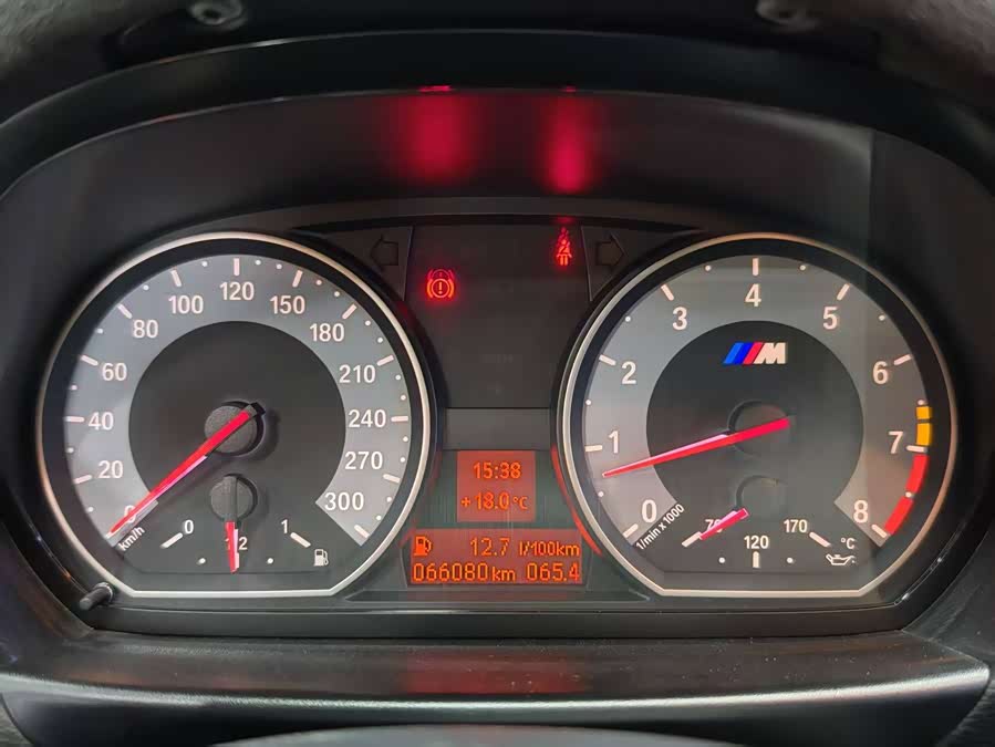 BMW 1 Series M 2012 car image #16