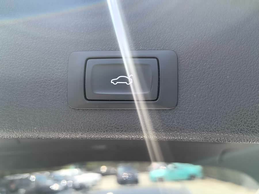 Audi Q5 2016 car image #16