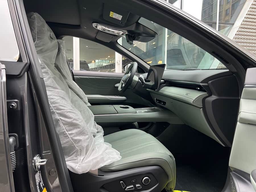 Deepal S07 2023 car image #16