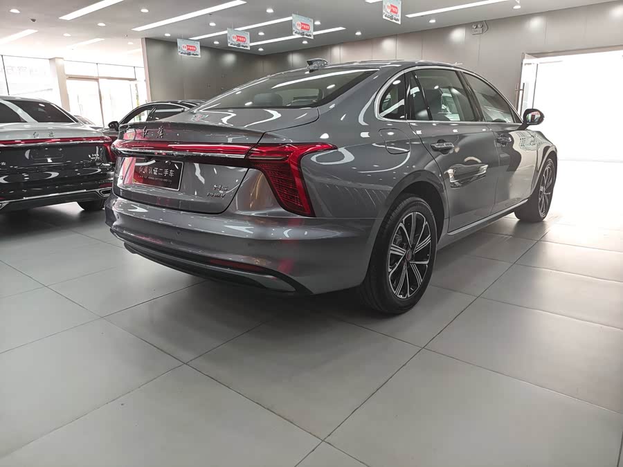 HongQi H5 PHEV 2025 car image #16