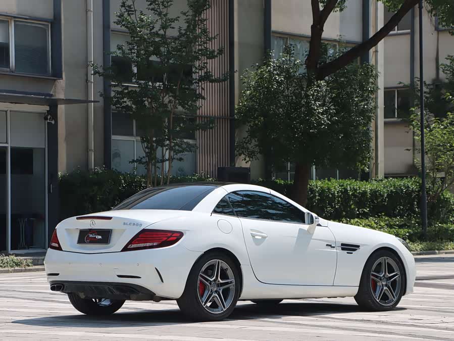 Mercedes-Benz SLC Class 2017 car image #16