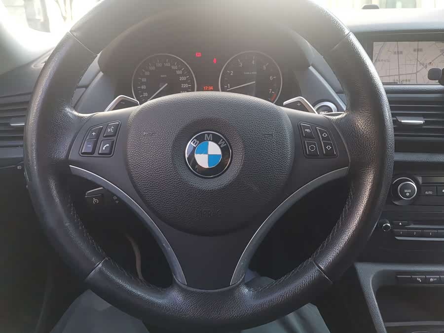 BMW X1 (Imported) 2011 صورة سيارة #16