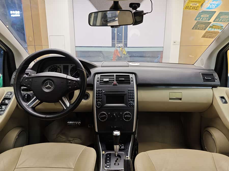 Mercedes-Benz B Class 2010 #16 Mercedes-Benz B Class 2010 car image #16