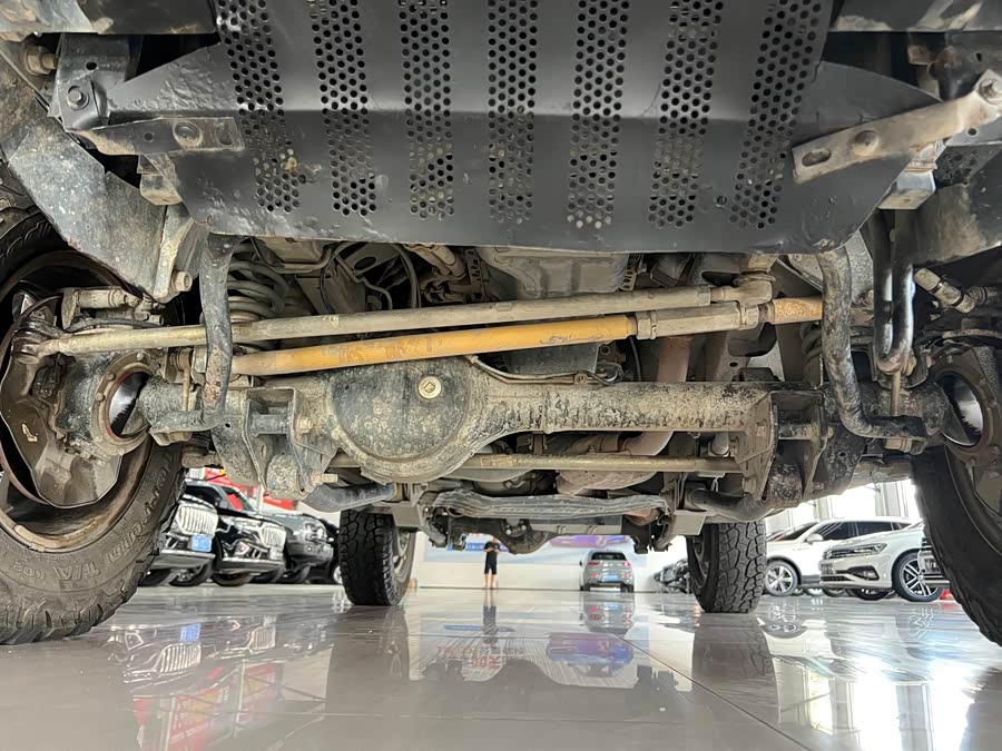 Suzuki Jimny (Imported) 2015 صورة سيارة #16