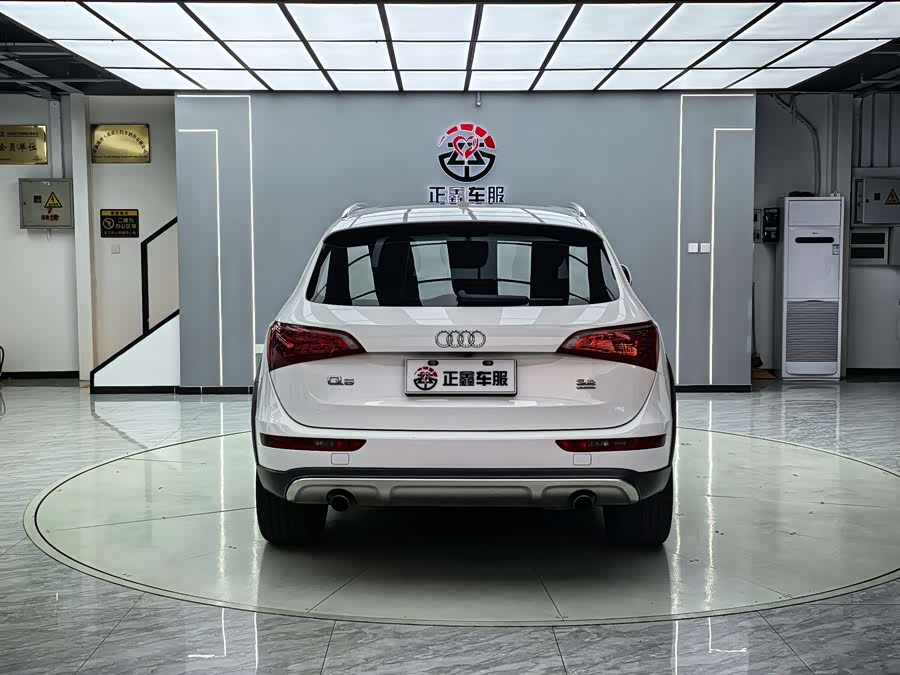 Audi Q5 (Imported) 2011 #16 Audi Q5 (Imported) 2011 car image #16