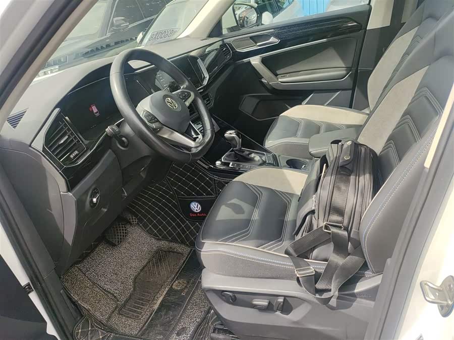 Volkswagen Tayron GTE 2021 car image #16