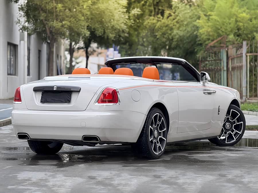 劳斯莱斯 曜影 2016 汽车图片 #16