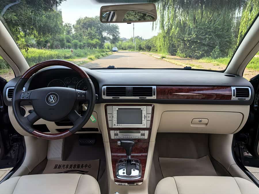 Volkswagen Passat Lingyu 2011 car image #16