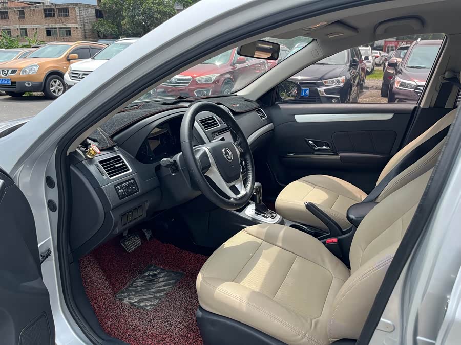 Forthing JOYEAR S50 2015 #16 Forthing JOYEAR S50 2015 imagem de carro #16