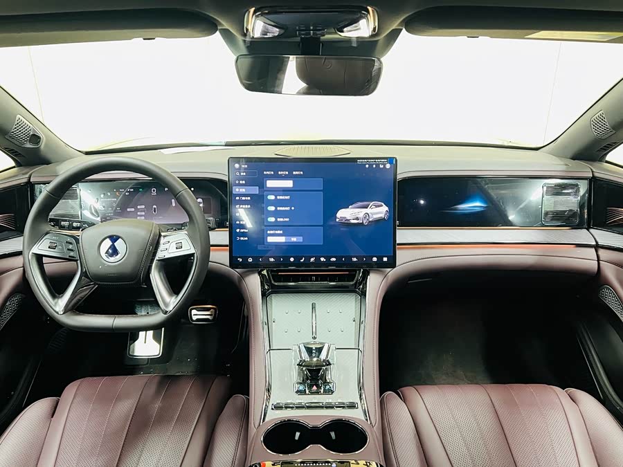 Denza Z9GT 2024 #16 Denza Z9GT 2024 car image #16