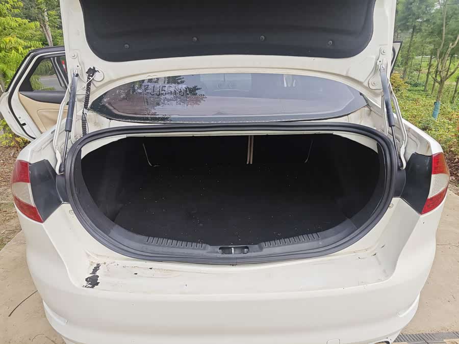 Ford Mondeo-Zhisheng 2010 car image #16