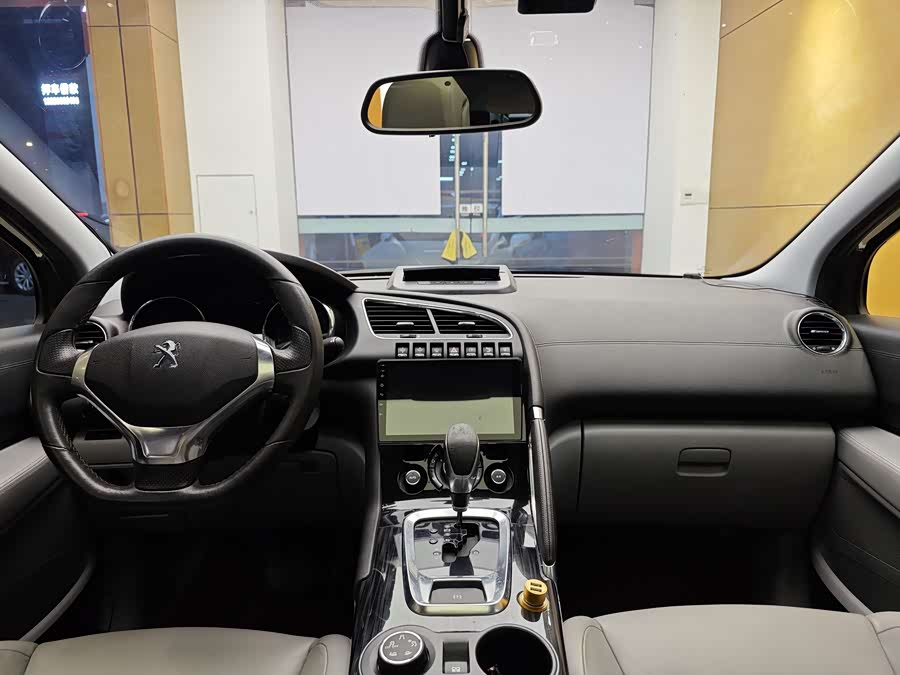 Peugeot 3008 2013 صورة سيارة #16
