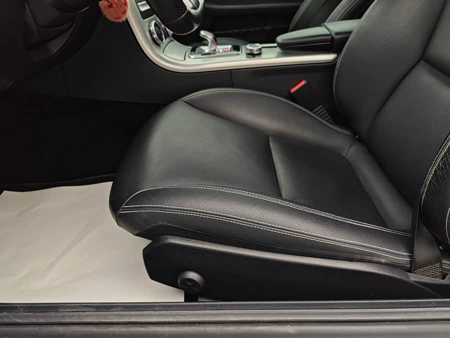 Mercedes-Benz SLC Class 2017 car image #16