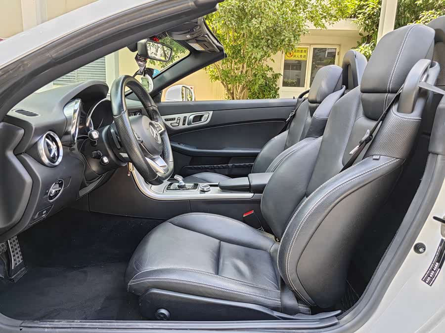 Mercedes-Benz SLC Class 2018 #16 Mercedes-Benz SLC Class 2018 car image #16