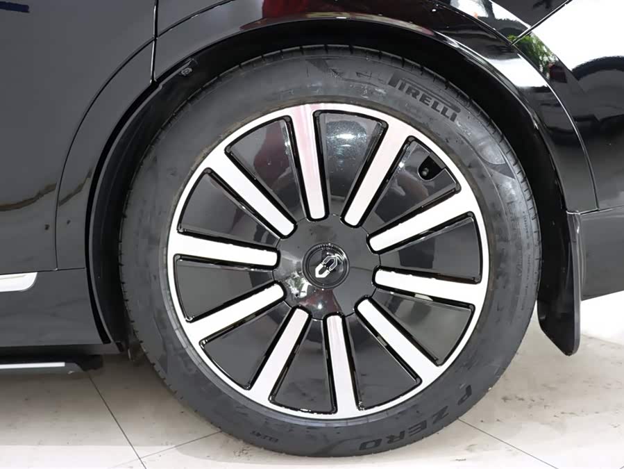 2024 car image #16