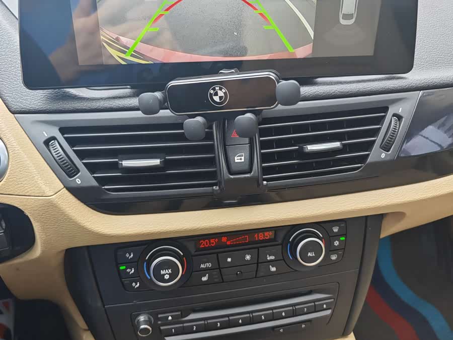 BMW X1 (Imported) 2012 صورة سيارة #16