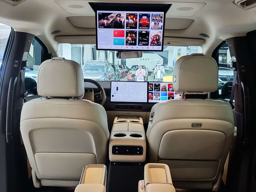 理想汽车 理想MEGA 2024 汽车图片 #16