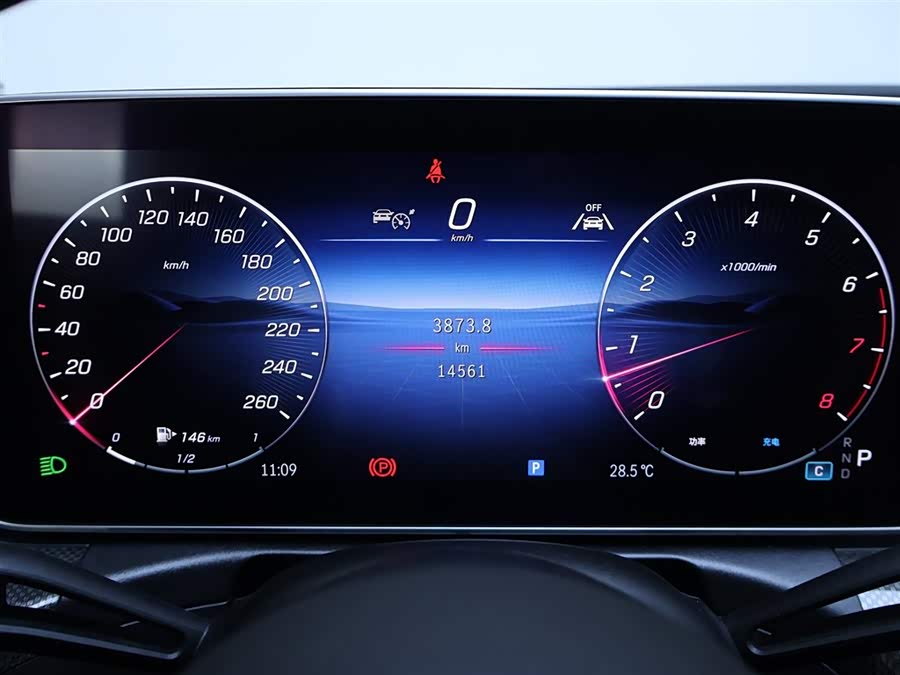 Mercedes-Benz CLE Class 2024 car image #16