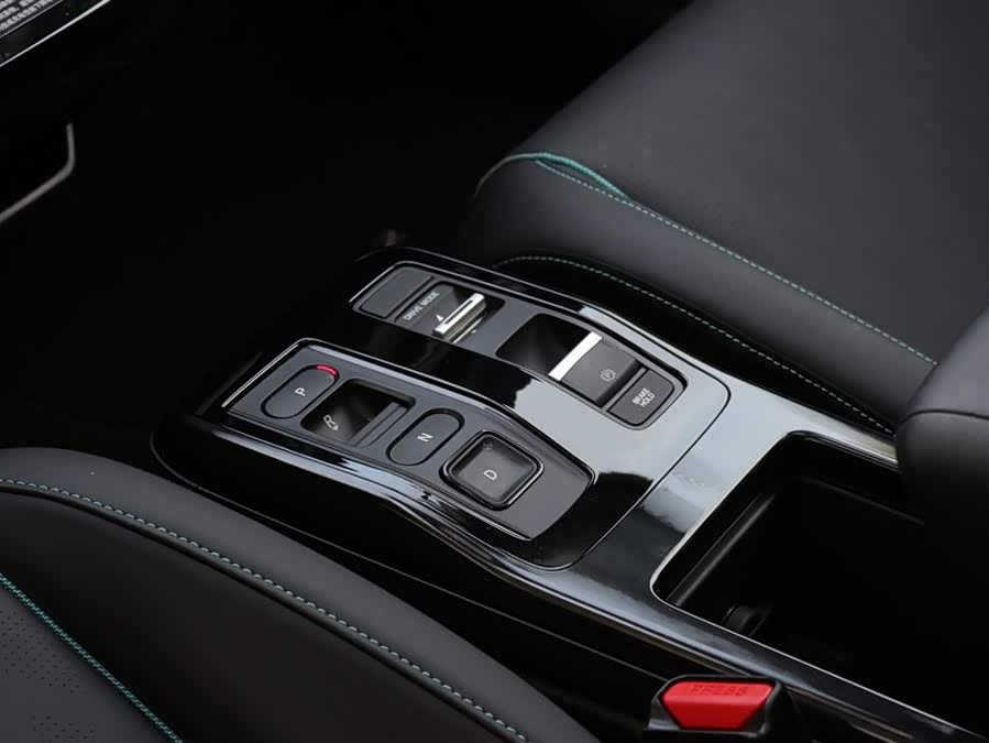 Honda e:NP2 2024 immagine di auto #16