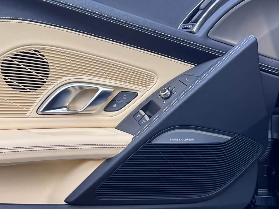 BMW 1 Series (Imported) 2020 #16 BMW 1 Series (Imported) 2020 car image #16