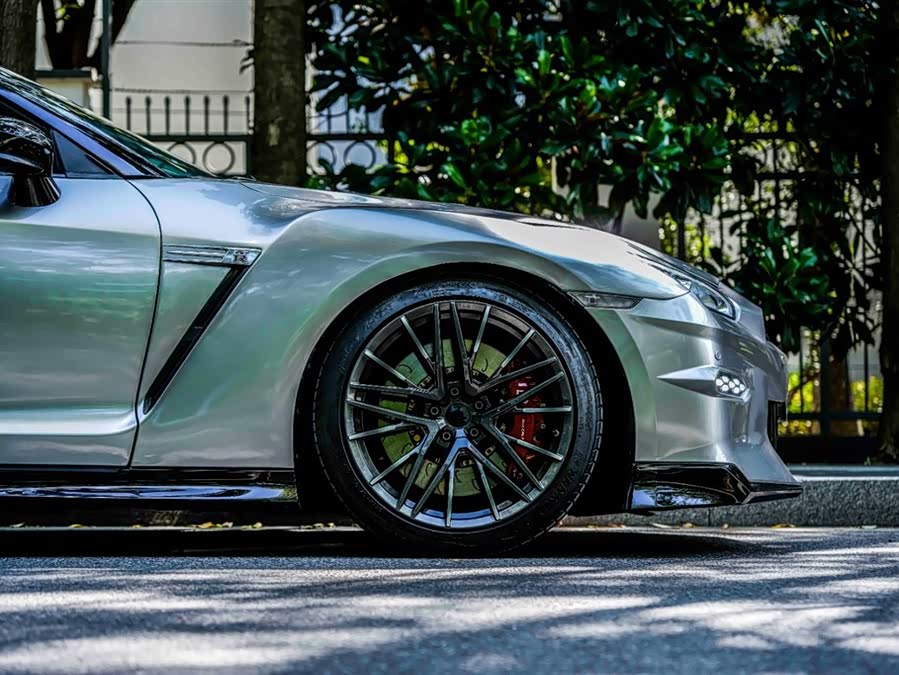 日产 日产GT-R 2012 汽车图片 #16