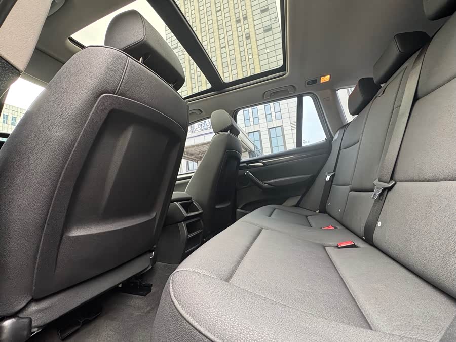 BMW X3 (Imported) 2016 صورة سيارة #16