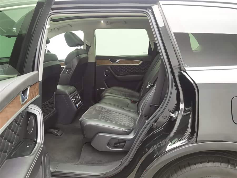 HongQi HS7 2021 car image #16