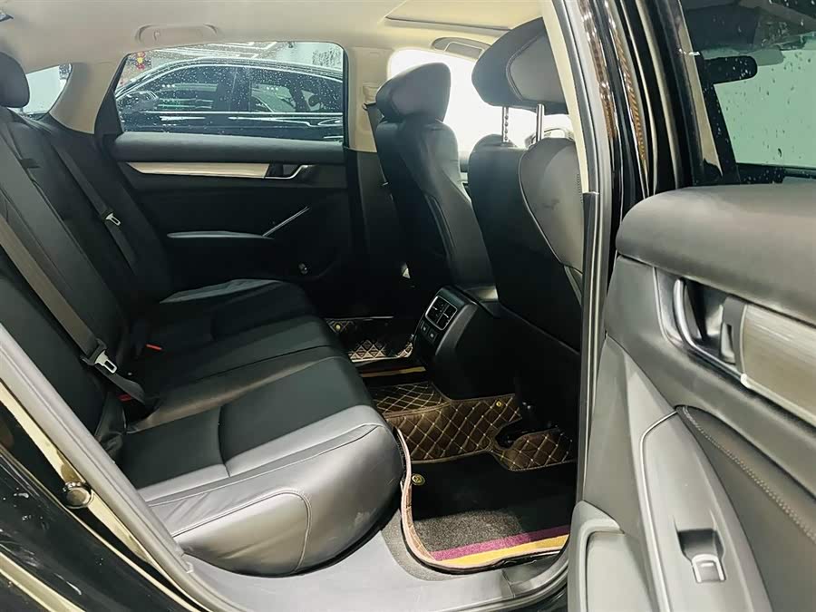 BYD F3R 2023 car image #16