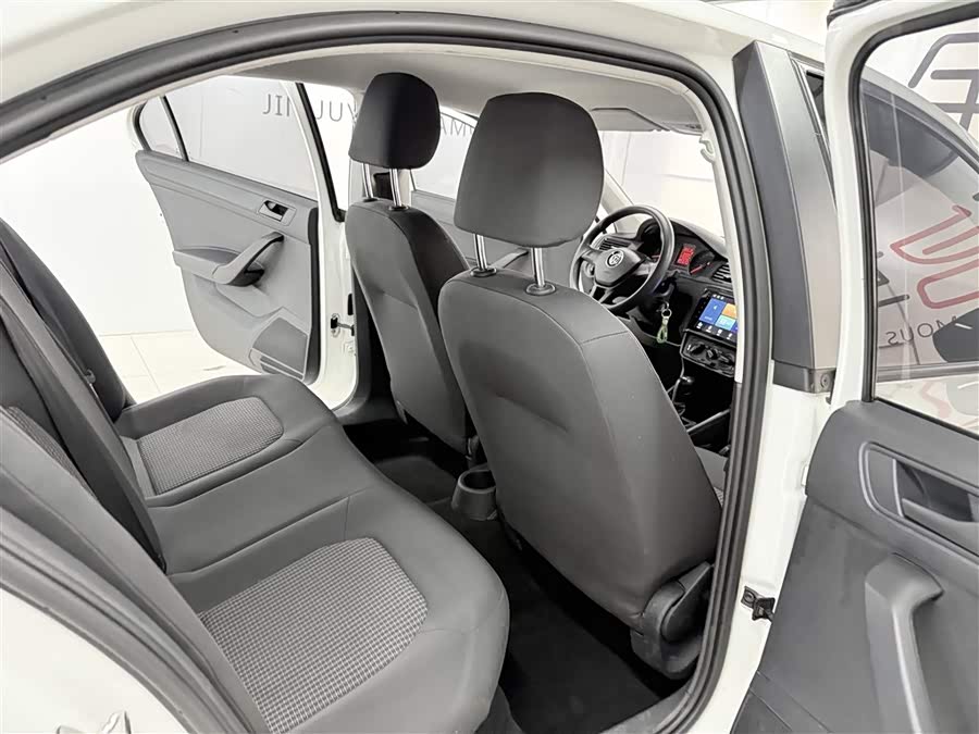 Volkswagen Santana 2022 immagine di auto #16