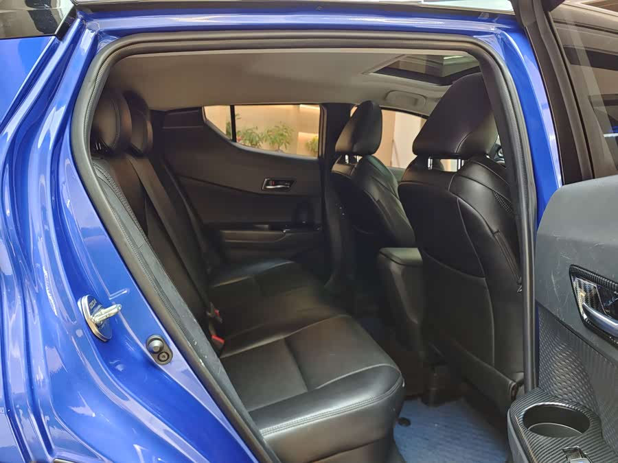 Toyota Izoa 2022 car image #16