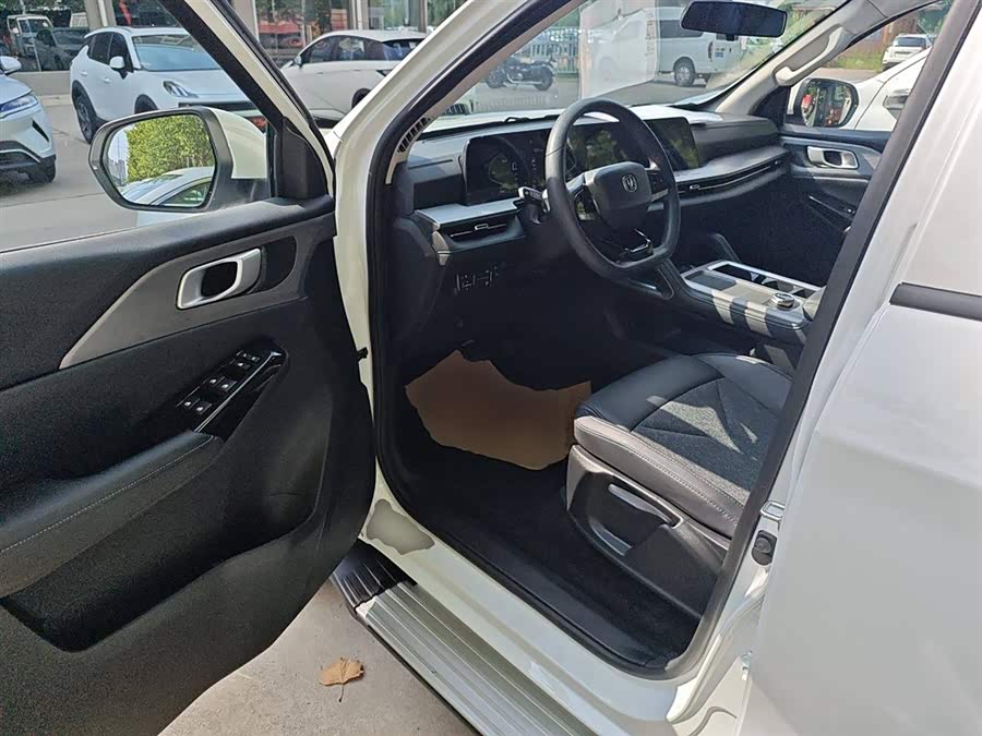 Changan Hunter 2025 car image #16