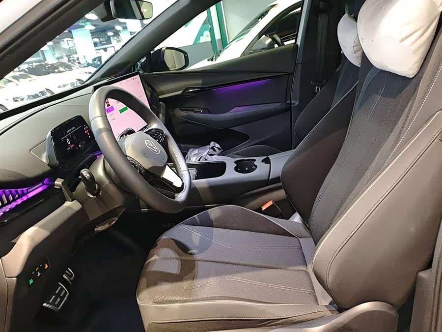 Volkswagen ID.UNYX 06 2025 #16 Volkswagen ID.UNYX 06 2025 imagen de coche #16