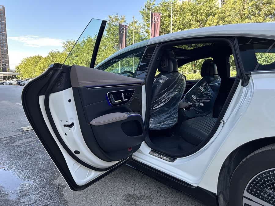 Mercedes-Benz EQS Class 2025 #16 Mercedes-Benz EQS Class 2025 car image #16