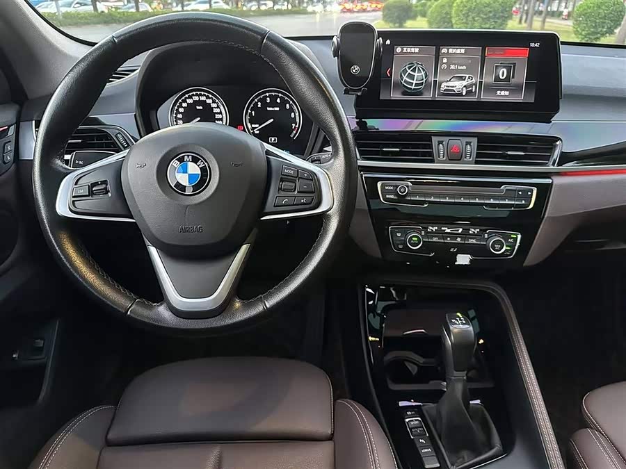 BMW X1 New Energy 2020 #16 BMW X1 New Energy 2020 car image #16