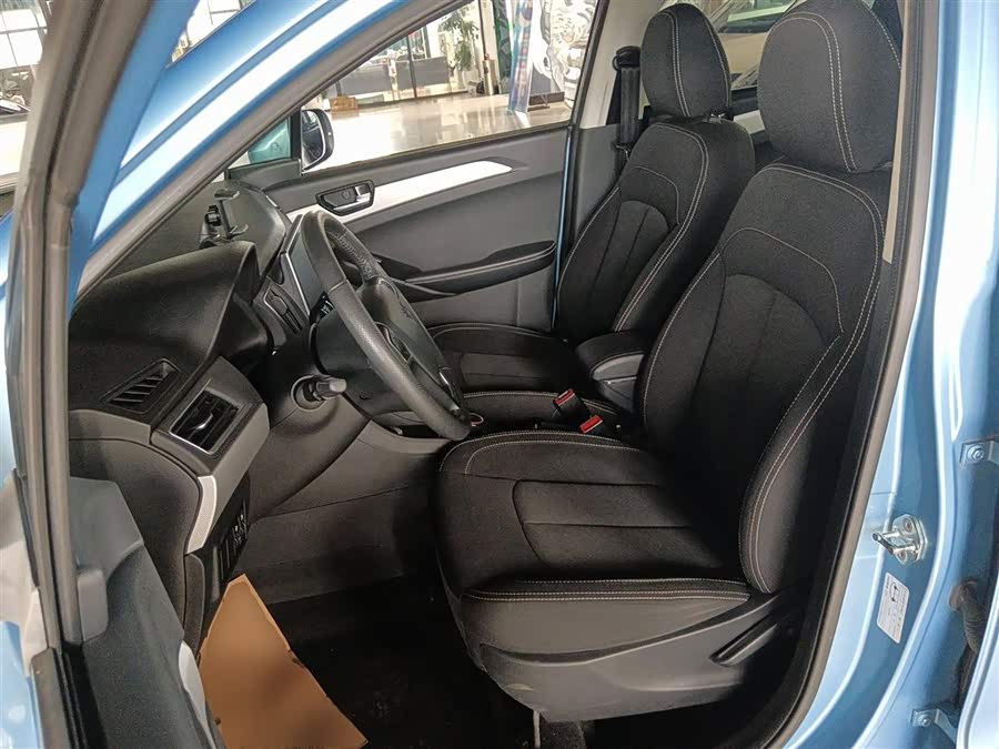 哪吒汽车 哪吒N01 2020 汽车图片 #16