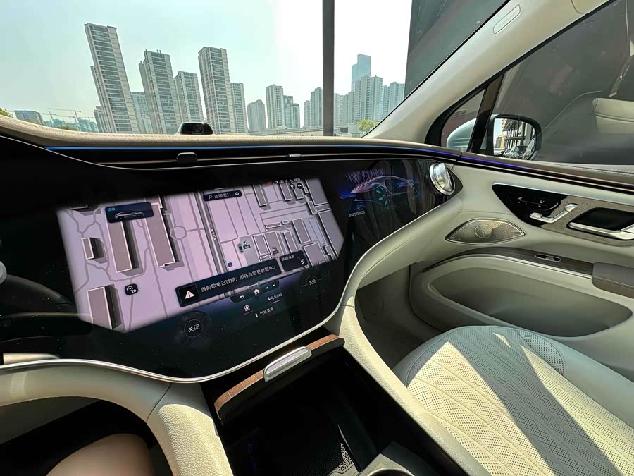 Mercedes-Benz EQS SUV 2023 car image #16