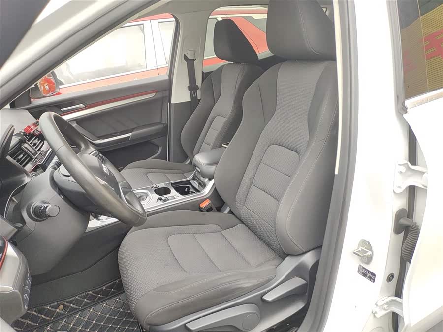 Haval H4 2019 #16 Haval H4 2019 car image #16