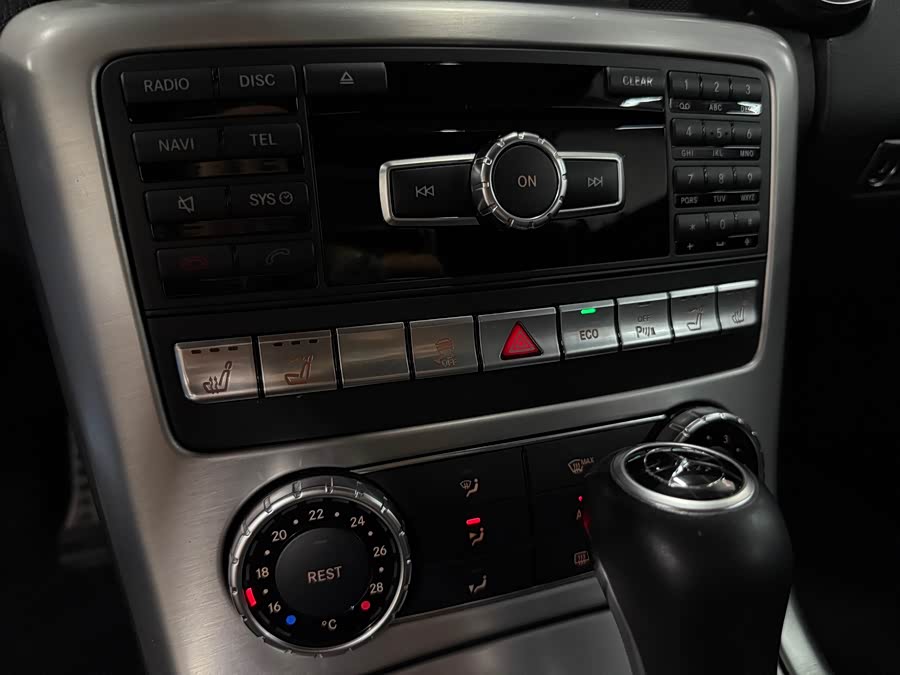 Mercedes-Benz SLK Class 2014 car image #16