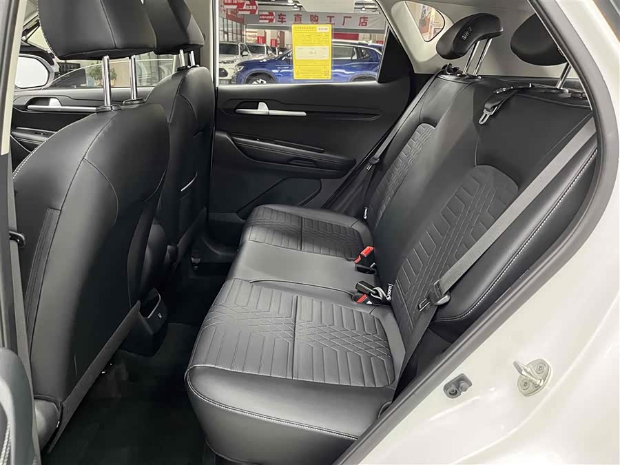 Kia Sonet 2024 صورة سيارة #16